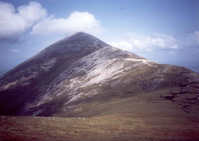 File:Croagh Patrick, the saddle on the western flanks - geograph.org.uk - 605872.jpg